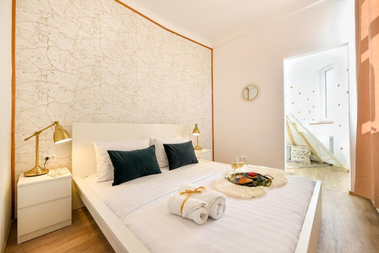 Cozy 1br Escape - With Charming Balcony Near Universitate 公寓 布加勒斯特